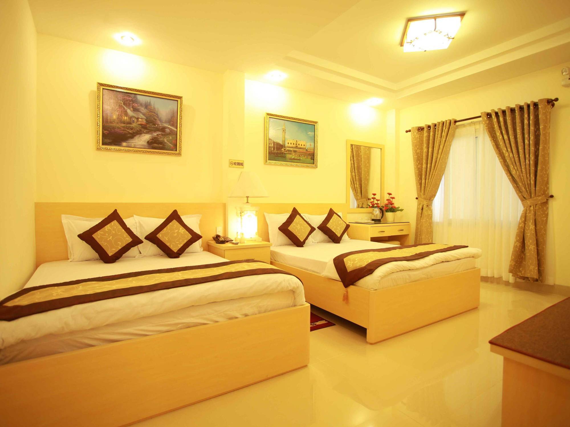 Tulip Hotel 2 Da Lat Exterior photo